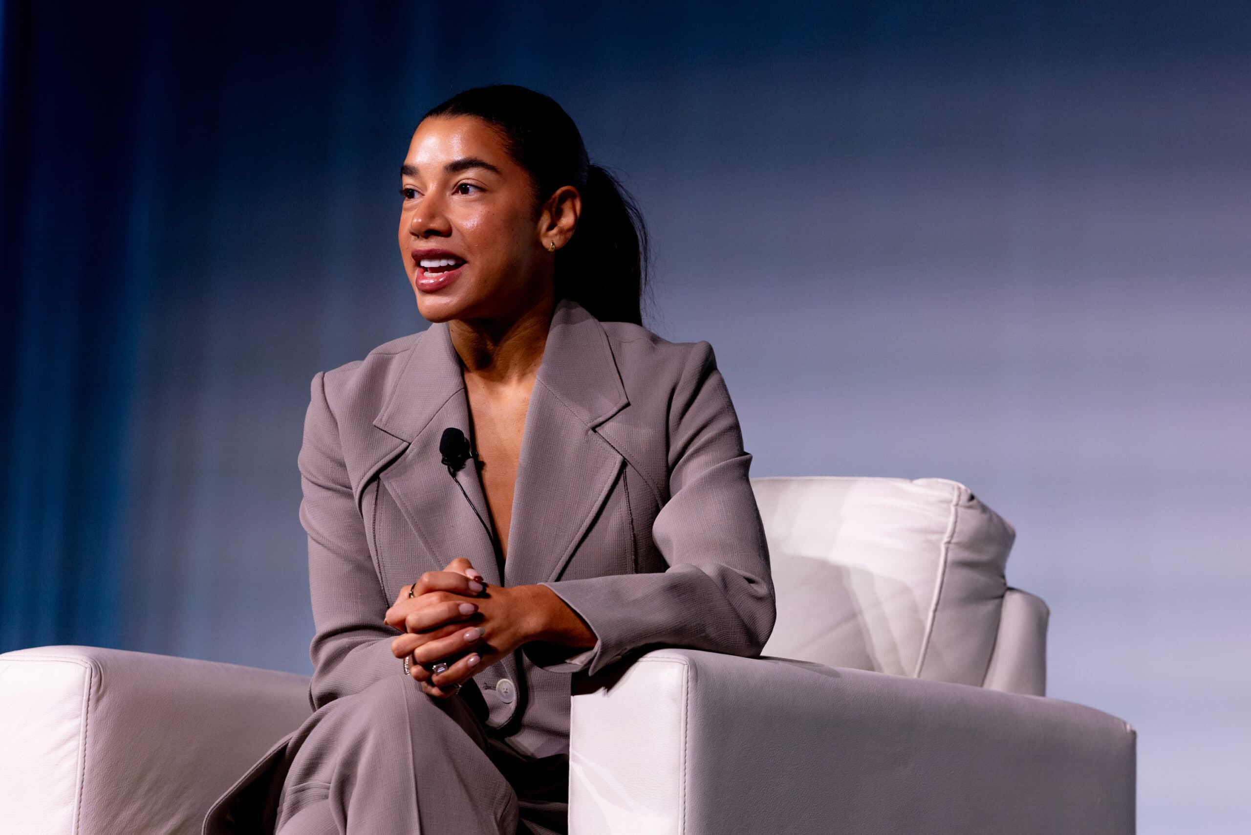 AFROTECH™ 2024 — Hannah Bronfman Went From DJ To Angel Investor Of Over 70 Companies, Now She Looks To Start Her Own Fund AFROTECH™ 2024 — Hannah Bronfman Went From DJ To Angel Investor Of Over 70 Companies, Now She Looks To Start Her Own Fund